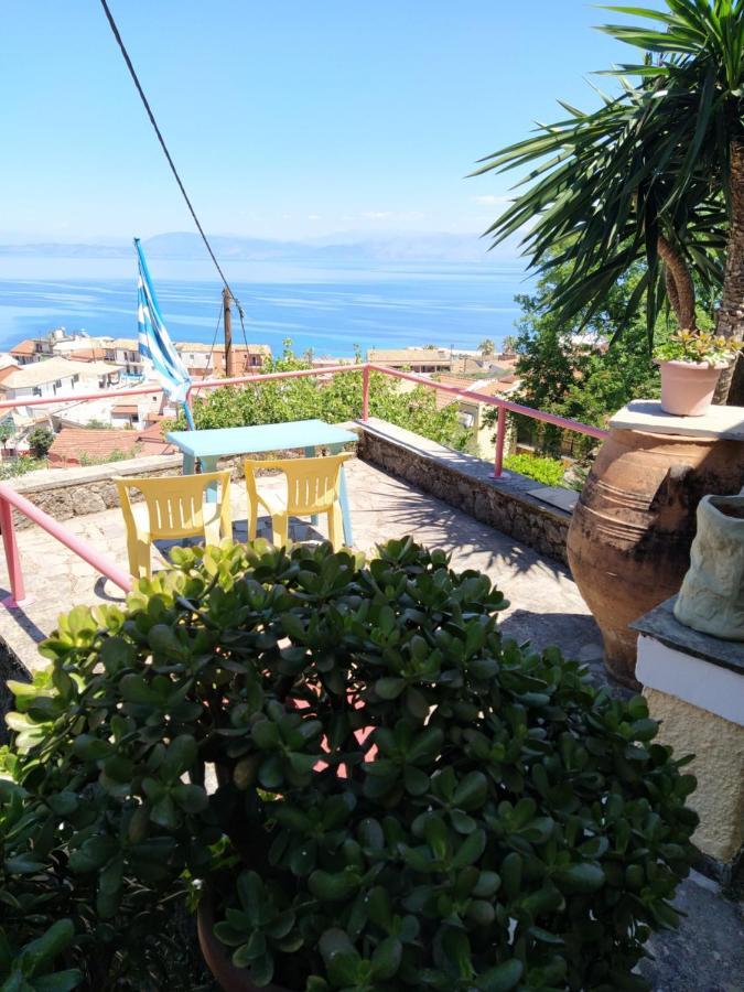 Kontos Mansion Lägenhet Benitses  Exteriör bild